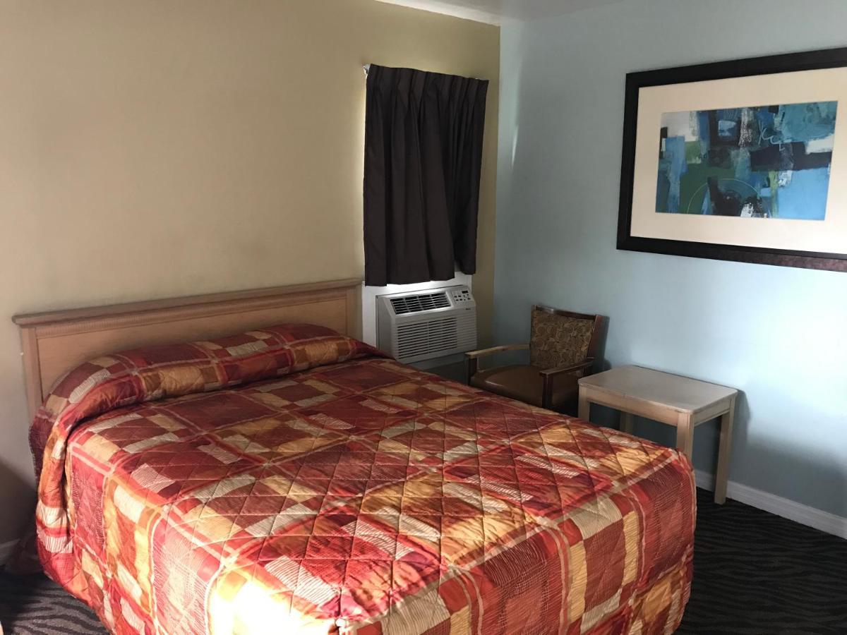 Immokalee Inn Bagian luar foto